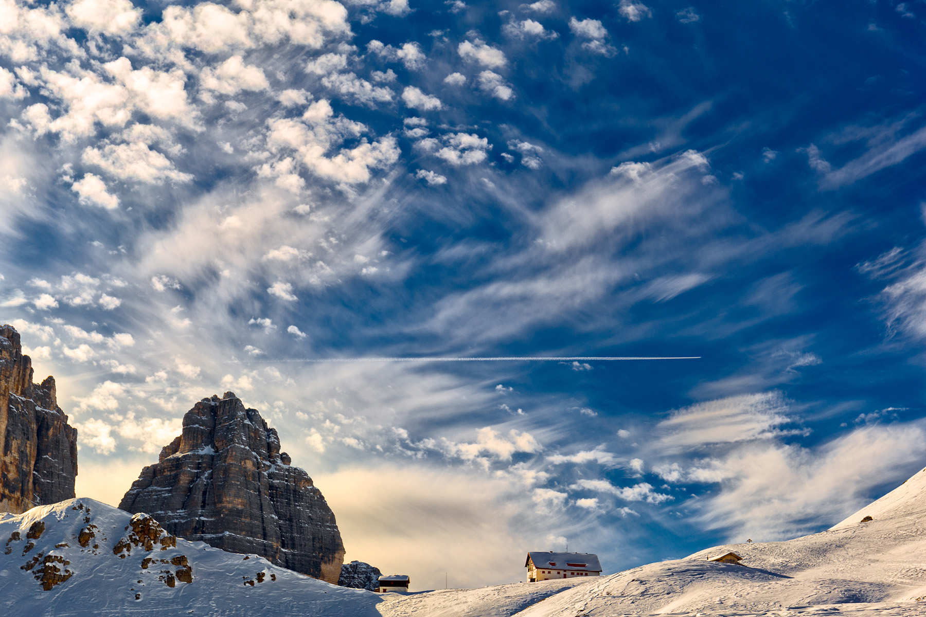 Rifugio Locatelli davanti alle Tre Cime IMG_2081