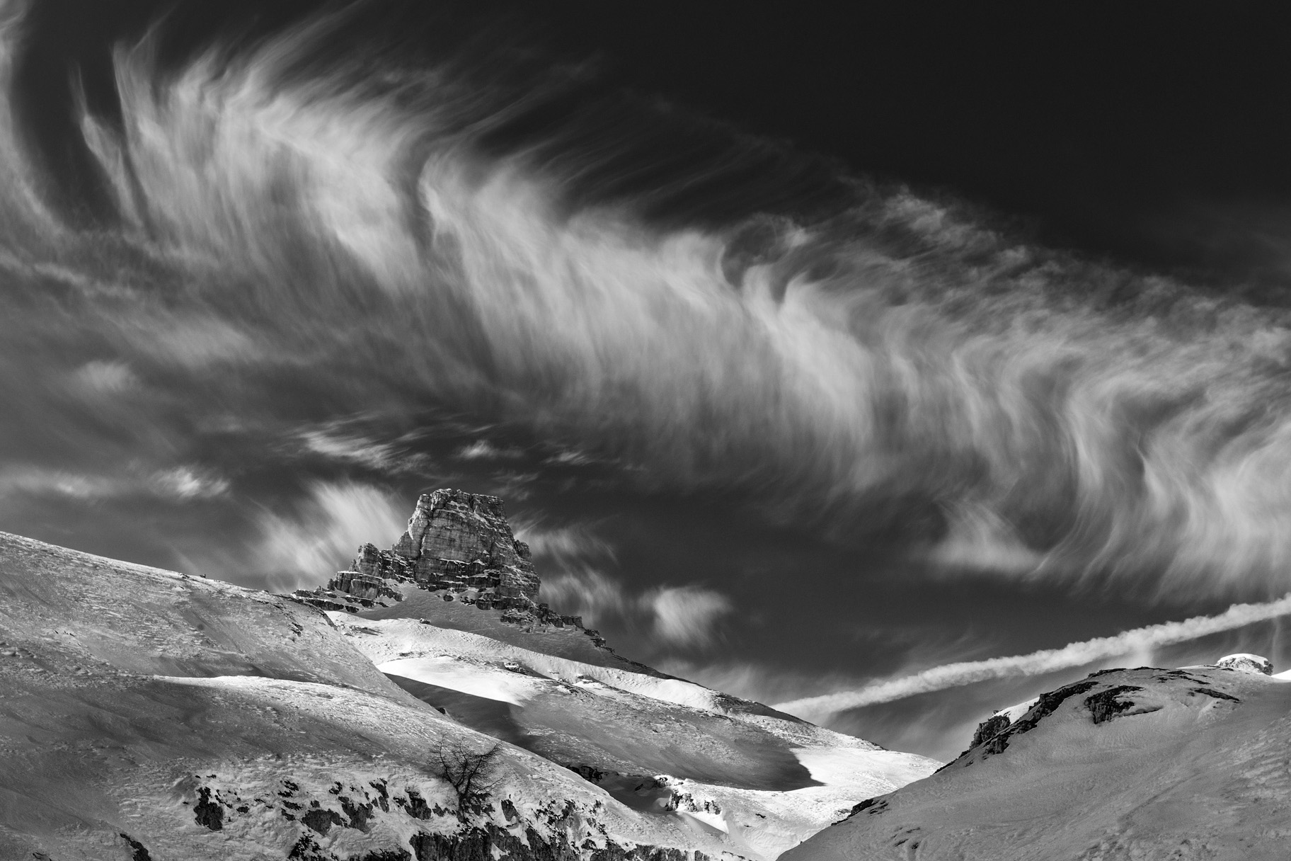 Torre di Toblin  (Dolomiti di Sesto) in inverno tra nuvole spettacolari IMG_2138